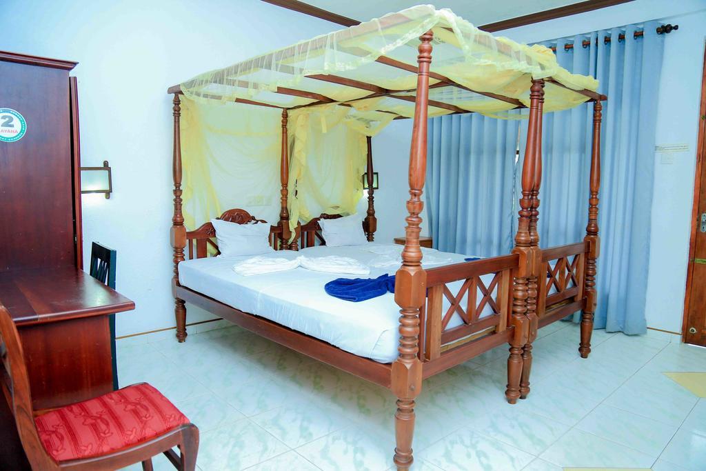 Gayana Guest House Kanattegoda Exteriör bild